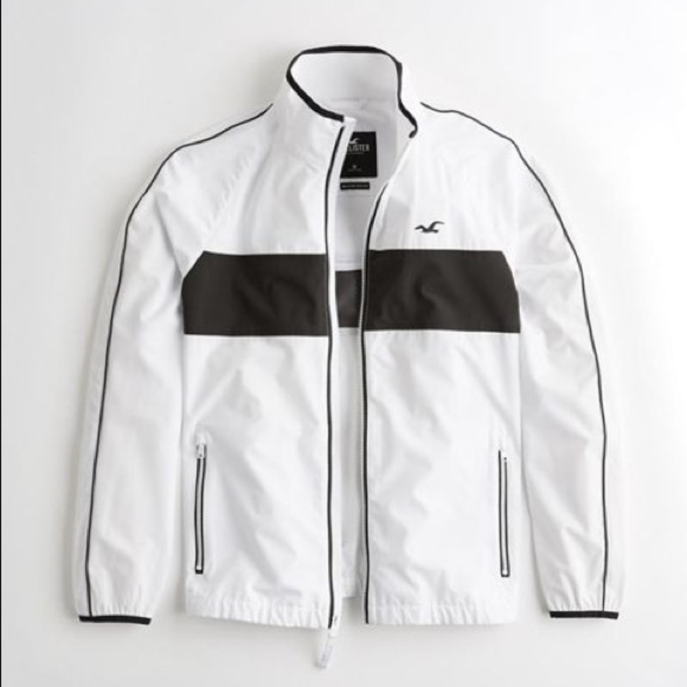 Hollister Mesh Lined HalfZip Mockneck Windbreaker